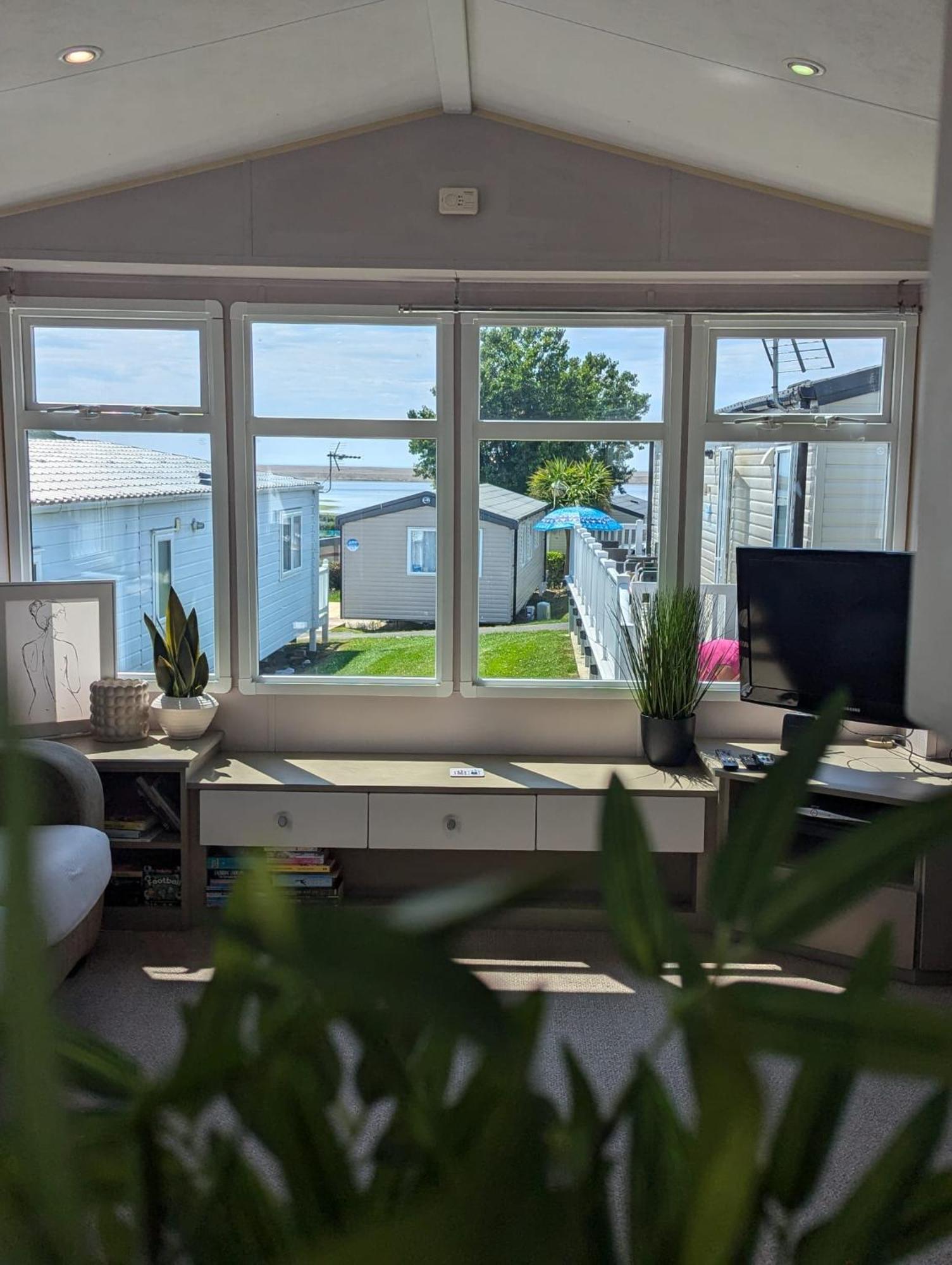 Lovely Family Dog Friendly Caravan On Littlesea Holiday Park Weymouth Haven Wyke Regis 외부 사진